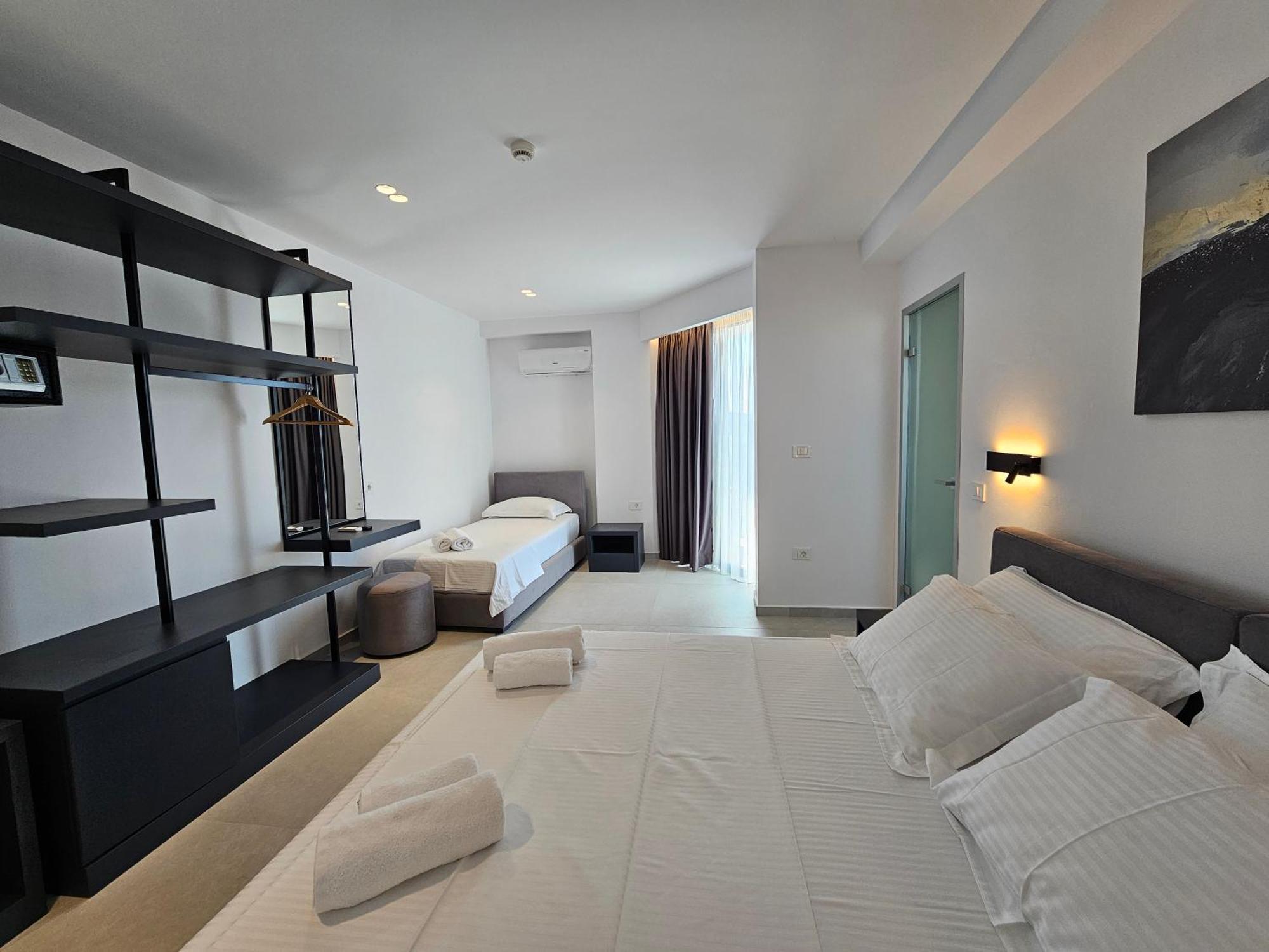 Adele Hotel Ksamil Exterior foto